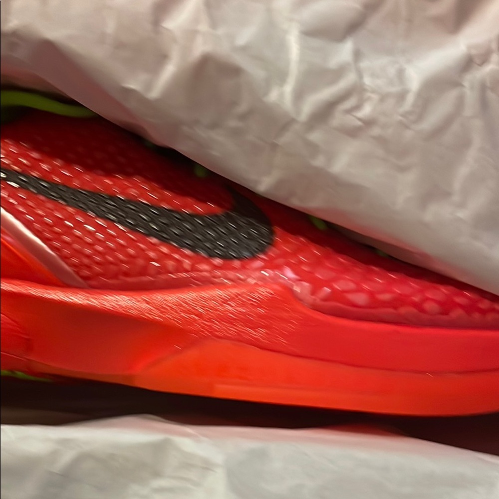 Nike (Reverse Grinch) Kobe VI Protro Shoes